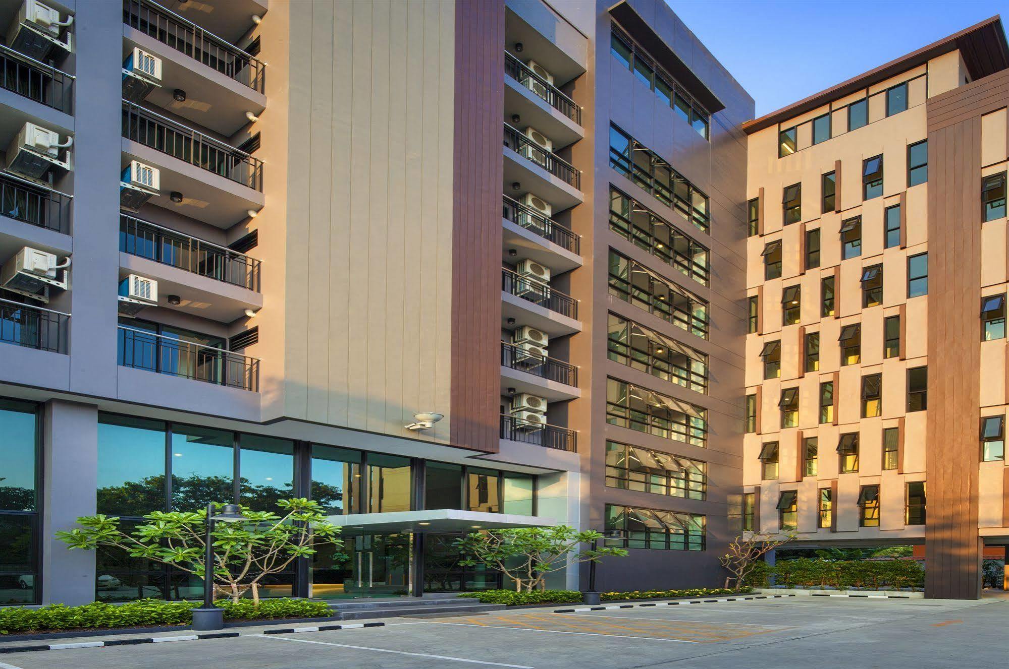 Livotel Hotel Lat Phrao Bangkok Banguecoque Exterior foto